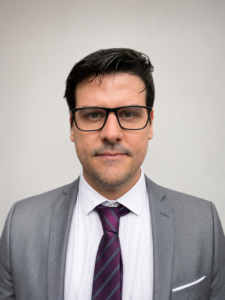 Dr Douglas Martins Araujo