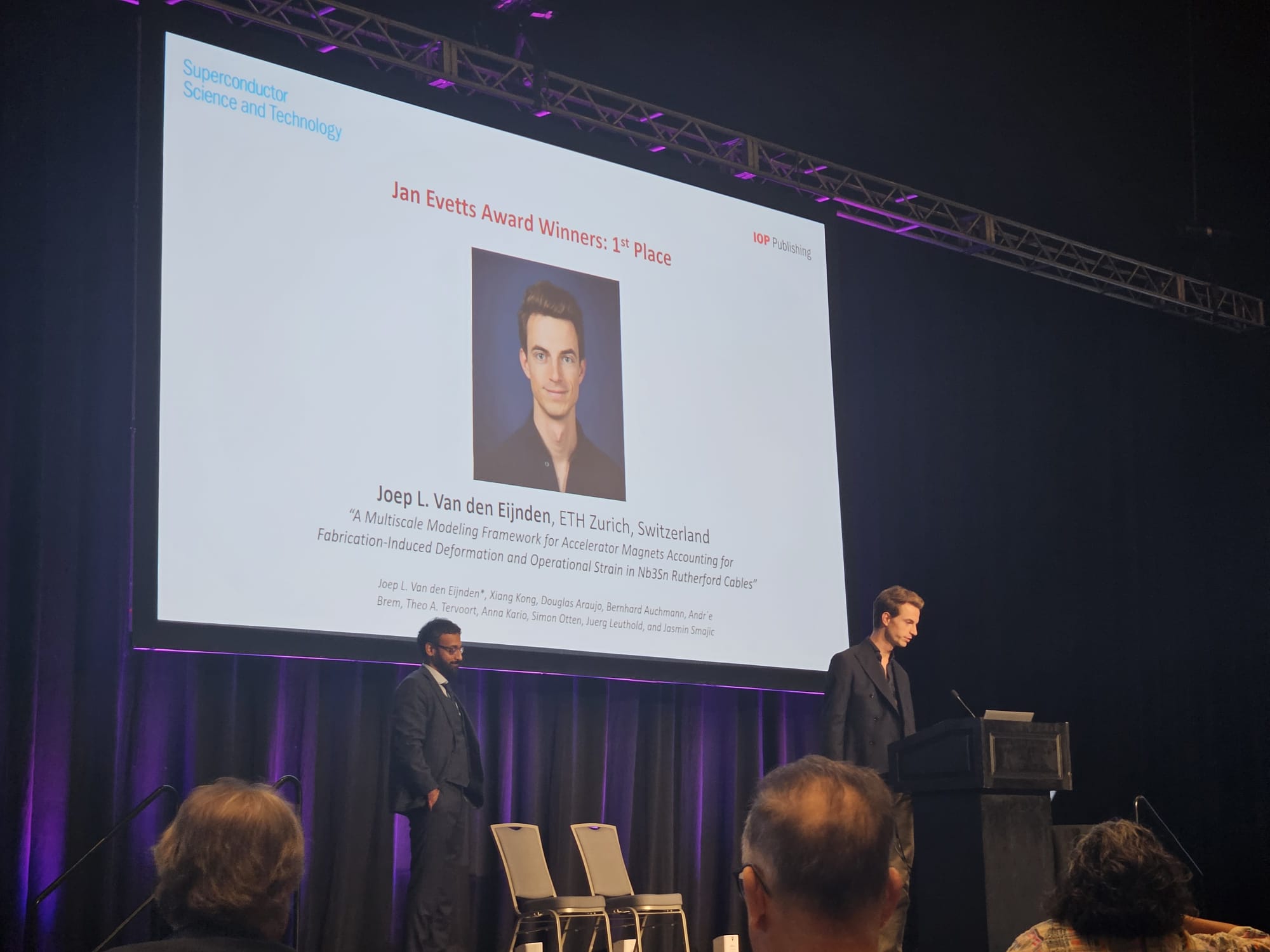 Read more about the article Joep Van den Eijnden receives the Jan Evetts Award 1st Prize